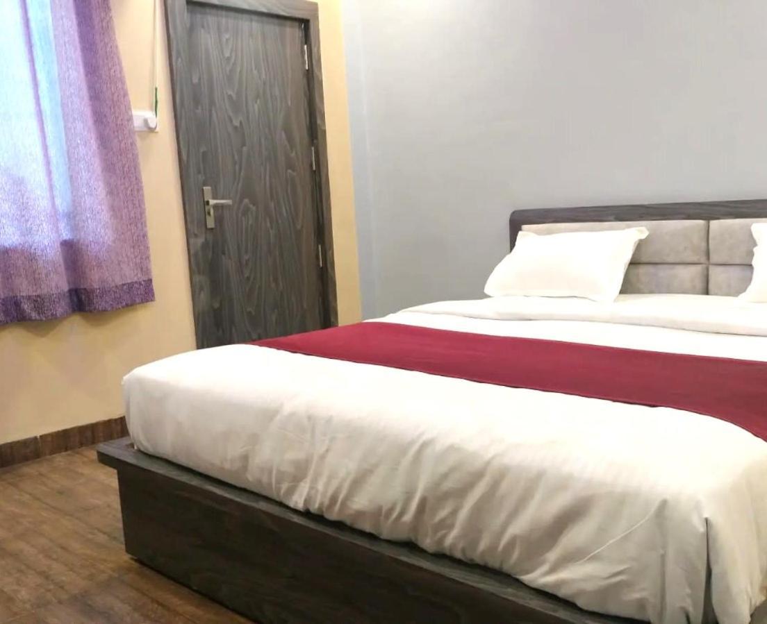 Baba Hotel Shampur Bagian luar foto